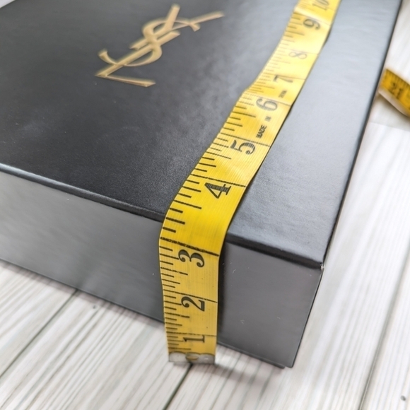 Yves Saint Laurent Authentic Black Opium Gift Box in Black and Gold NWOT - Picture 8 of 10